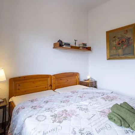 A Moment Of Peace By Interhome * Porto Valtravaglia